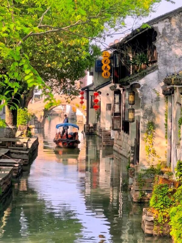 4-Day Tour of Hangzhou, Wuzhen, and Suzhou Gardens - Five Jiangnan Stops, One Short Tour