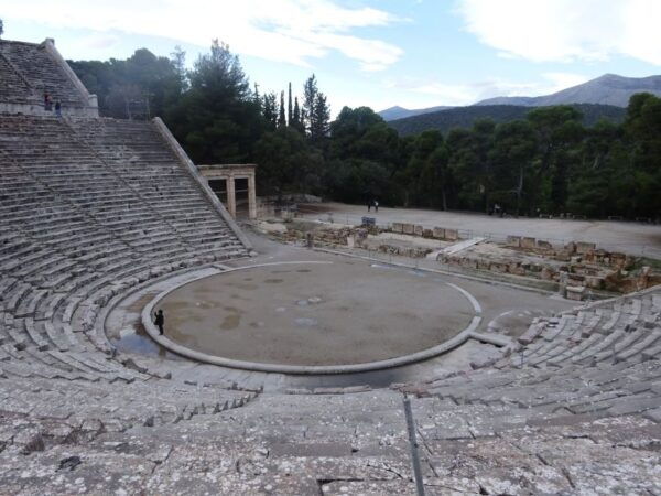 4-Day Tour of Mycenae, Epidaurus, Olympia, Delphi & Meteora - Common Questions