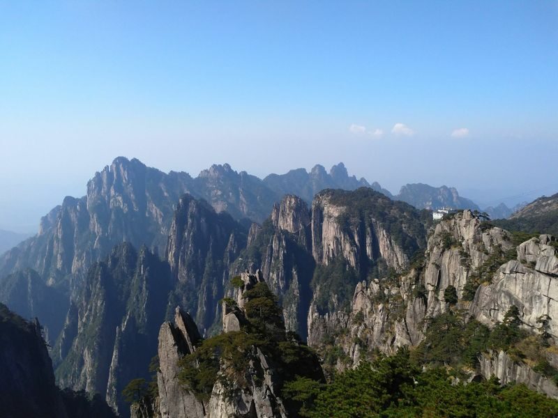 4-Day Tour to Huangshan Scenic Area and Hongcun Village in Anhui - Day four: Hongcun’s ponds, lanes and Huizhou houses