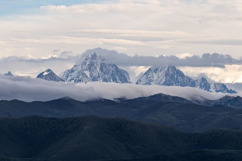 4-Day Tour to Mount Siguniang, Moshi Park, Yuzi West, and Lenggacuo (2-8 people) - Four days from Chengdu into western Sichuan
