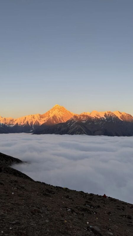 4-Day Tour to Mount Siguniang, Moshi Park, Yuzi West, and Lenggacuo (2-8 people) - Day 3: Moon Lake and the climb to Lenggacuo