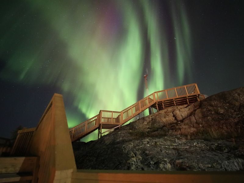 4 Day Yellowknife Aurora Small Group Tour - Cameron Falls is the autumn bonus