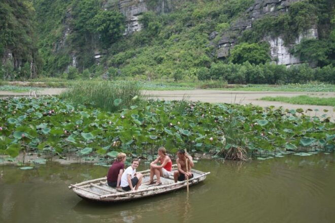 4 Days 3 Nights Halong & Lan Ha 5 Star Cruise - Ninh Binh - Accommodation and Services