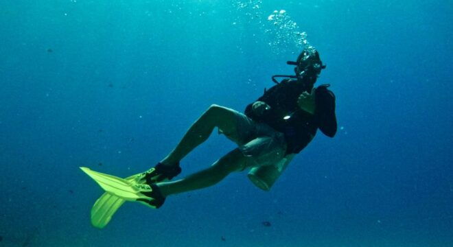 4 Days Adventure; Medellin to San Andres- Intro to Diving - Professional Dive Instruction Provided