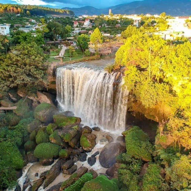 4 DAYS EASY RIDERS MOTORBIKE SAIGON CENTRAL HIGHLANDS DA LAT - Meeting and Pickup Details