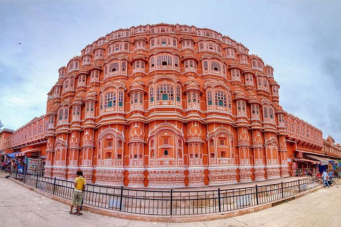 4 Days Golden Triangle Tour by AC Transport - Itinerary Details