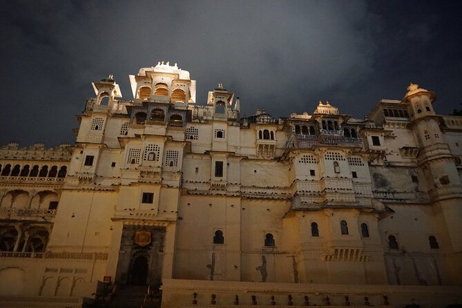 4 Days Guided Jaipur, Ranthambore Tigers & Udaipur Tour With Safari & Hotels - Travel Logistics