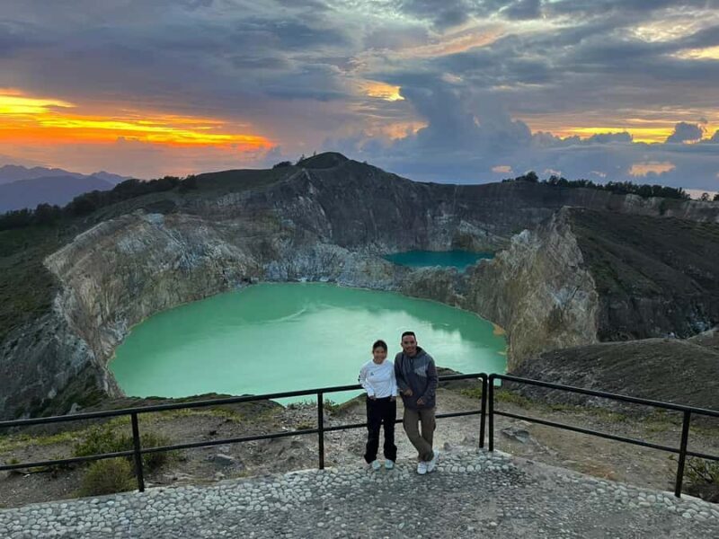4 Days in Flores: Kelimutu Lakes, traditional villages - Day 2: Witnessing the Kelimutu Lakes at Sunrise