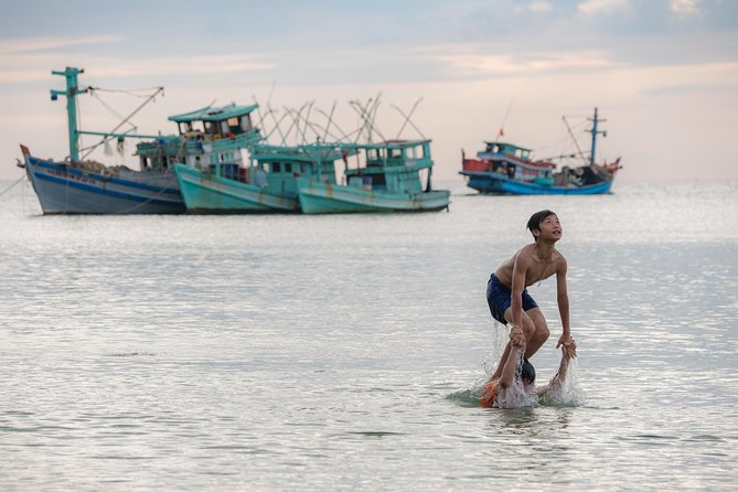 4 Days PHU QUOC PRISTINE BEACHES - Day 2: Discovering Sao Beach
