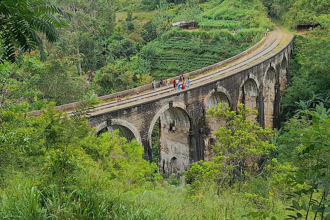 4 Days Private Vehicle With Driver in Sri Lanka - Inclusions