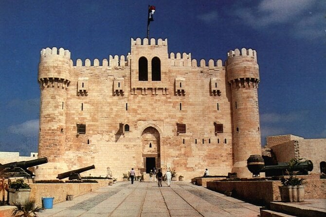 4 Days Tour of Cairo,Alexandria & Luxor With Domestic Flight ( All Inclusive ) - Meeting and Pickup Details