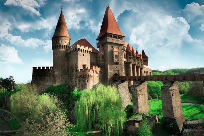 4 Days Transylvania Tour From Bucharest to Budapest - Tour Inclusions