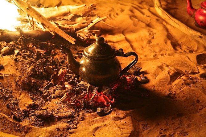 4 Days Trekking To The Heart Of Desert - Safety and Health Precautions