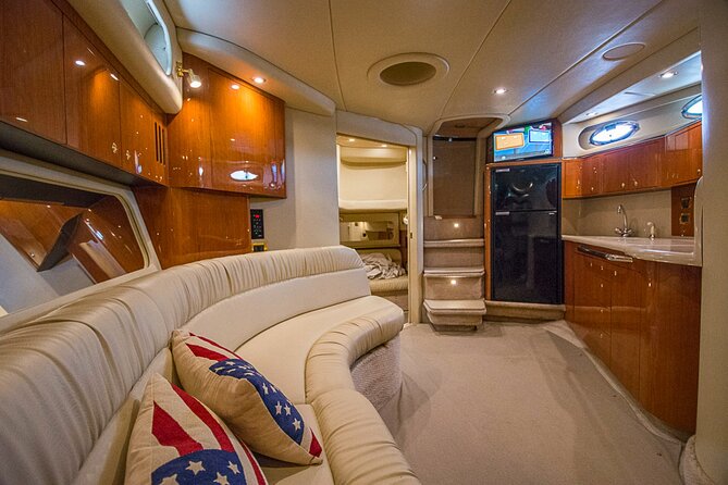 4 Hour 45 Yacht Rental & Tour, Enjoy Miami Beach in a Unique Way With Captain - How to Reach the Meeting Point