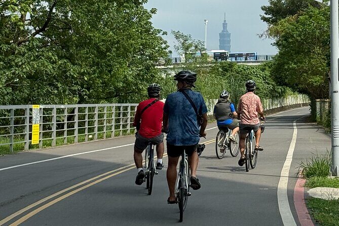 4 Hour Afternoon Cycling City Tour North with Snack - Good To Know