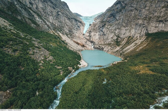 4 Hour Briksdal Glacier Tour in Briksdalsbreen Oldedalen - Tour Highlights