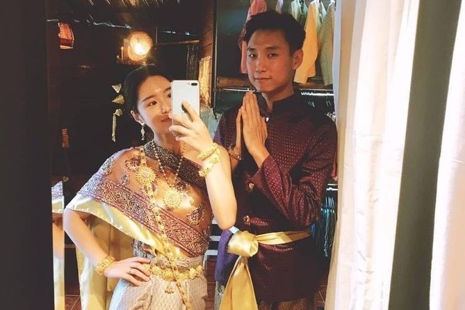 4 Hour Couple Package:Traditional Thai Costume RentalMakeup&Hairstyle for Woman - Cancellation Policy