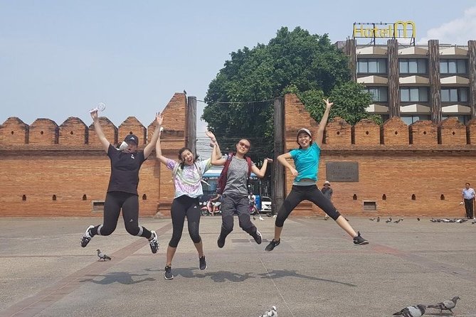 4-Hour Evening Bike Tour of Old City Chiang Mai - Common Questions