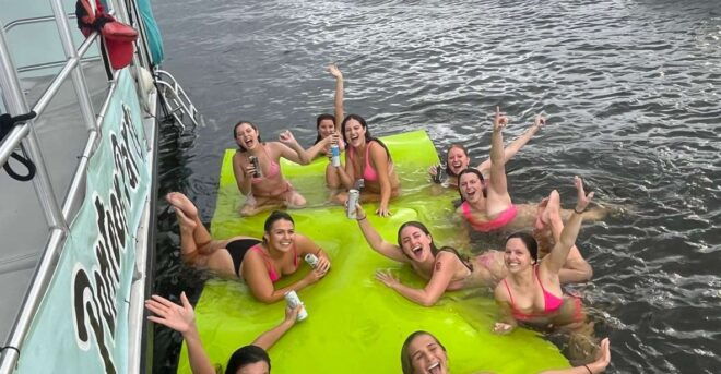 4 Hour Fort Lauderdale: Waterway and Sandbar Cruise - Guided Tour Information