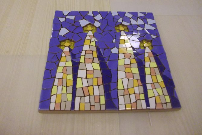 4-Hour Gaudi Mosaic Class Barcelona - Directions
