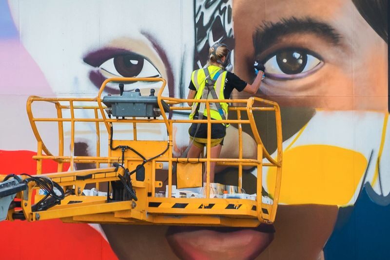4-Hour Gourmet Food and Street Art Tour in Darwin - What the four hours look like