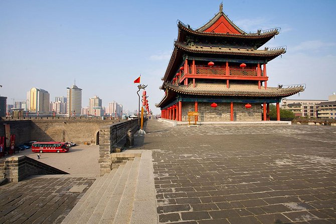 4-Hour Guided Trip: City Wall Biking and Calligraphy Class From Xian - What To Expect