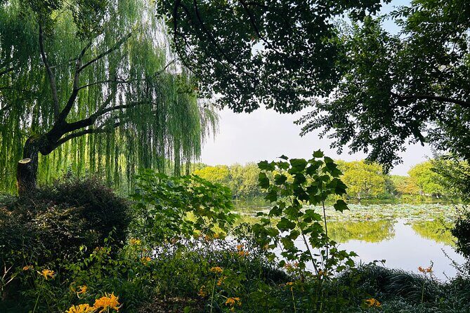 4-Hour Hangzhou Highlights Tour of Jingci Temple and West Lake - Who Would Love This Tour?