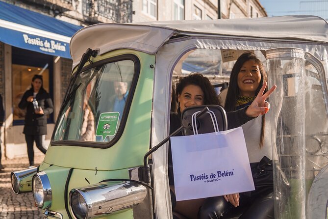 4 Hour Lisbon Private Guided Tour via Tuk Tuk - Meeting and Pickup