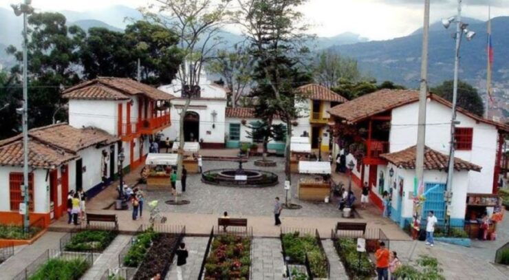 4-Hour Medellin, Envigado & Sabaneta Three County Tour - Activity Details