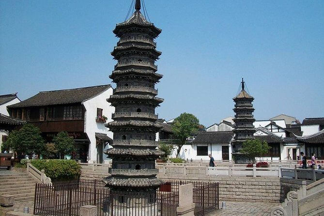4-Hour Nanxiang Ancient Town Private Tour with Dumpling Tasting - Authentic Experiences That Shine