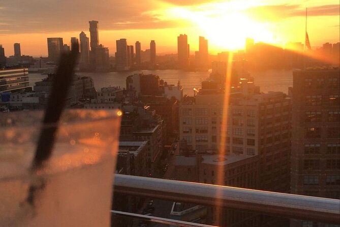 4-Hour Night Out New York Rooftop Tour - Welcome Drinks and Exclusive Manhattan Nightlife