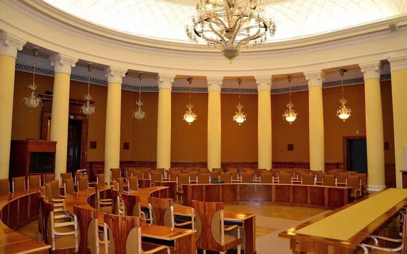 4 hour: Palace of Culture & Science and Lazienki Park - Good To Know