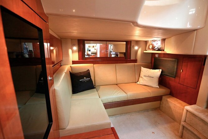 4-Hour Private 40 Sea Ray Yacht Tour to Inha Reef With Open Bar, Food & Snorkel - What to Expect
