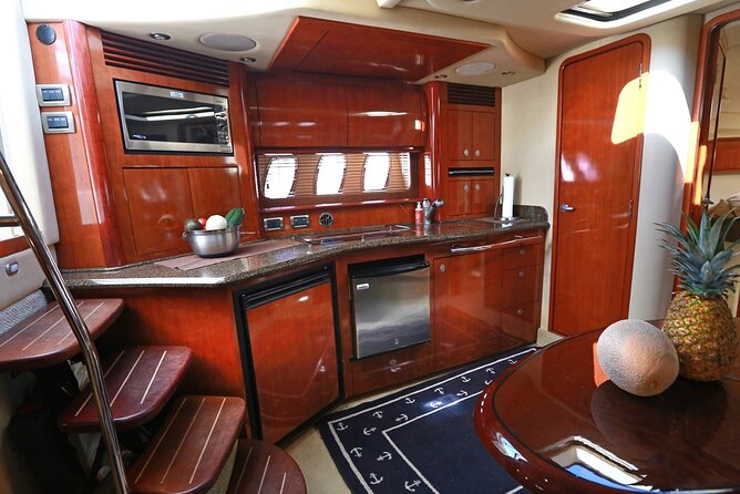 4-Hour Private 40 Sea Ray Yacht Tour to Inha Reef With Open Bar, Food & Snorkel - Additional Information