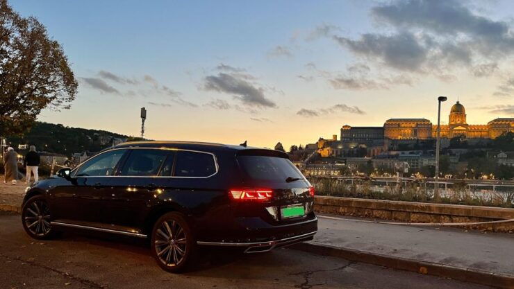 4-Hour Private Budapest City Tour by Car/Minivan - Activity Details