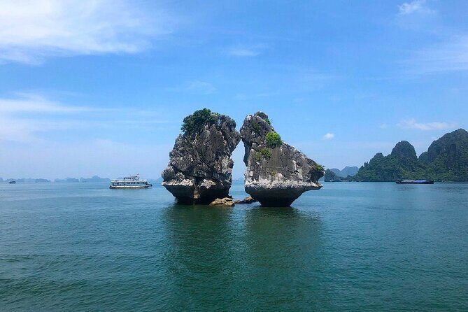4-Hour Private Cruise Through the Spectacular Ha Long Bay - Introduction