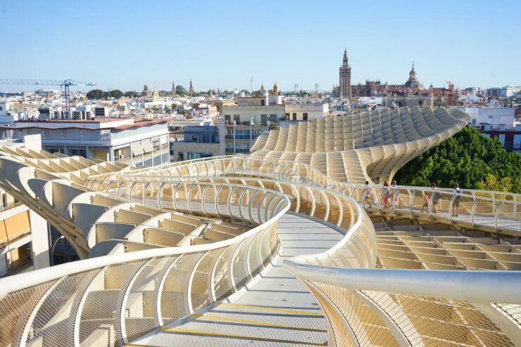 4-Hour Private Guided Walking Tour: Palaces of Seville - Tour Highlights