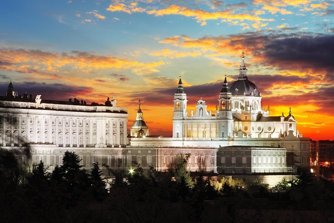 4-Hour Private Night Walking History and Madrid Life Tour: Custom Tour - Customizing Your Tour