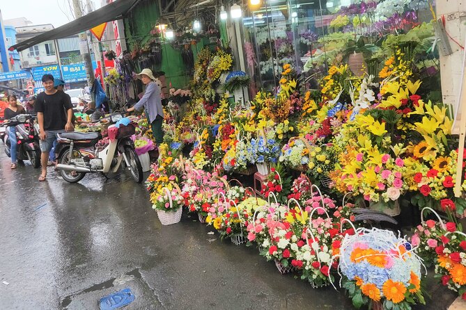 4-Hour Private Saigon Food Tour on Scooter by Night - The Sum Up