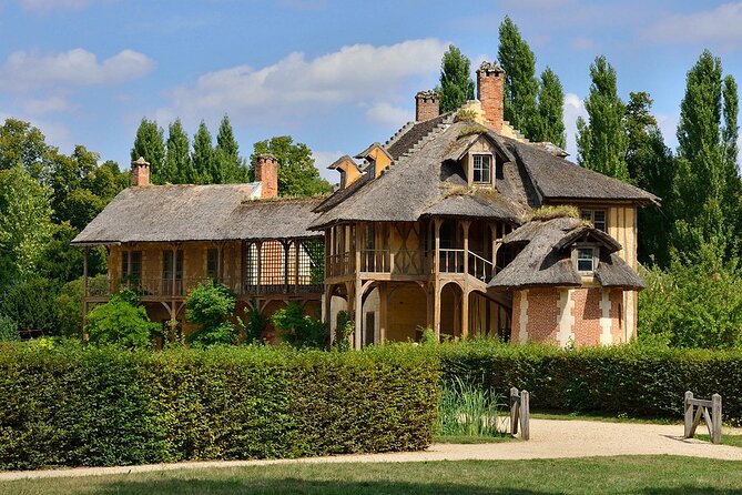 4-Hour Private Tour. Marie Antoinettes Trianon & Hamlet - Inclusions and Private Tour Details