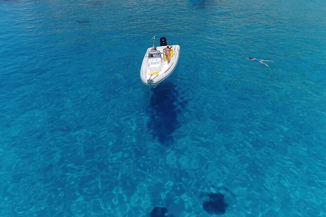 4-Hour Private Visit in Poliegos Island - Tour Confirmation and Accessibility