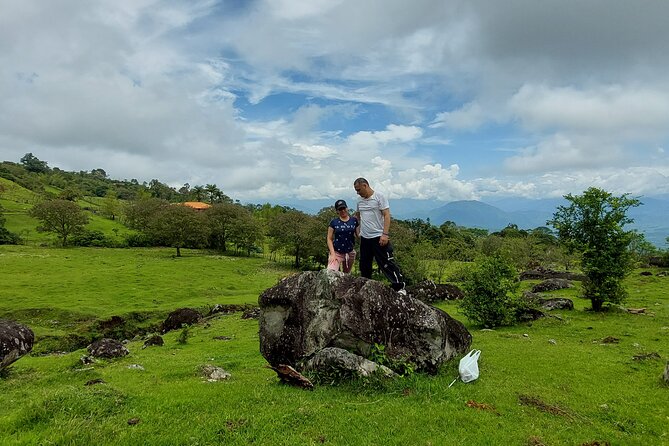 4-Hour Private Walking Tour Along Ruta De Las Flores - Reviews and Cancellation Policy
