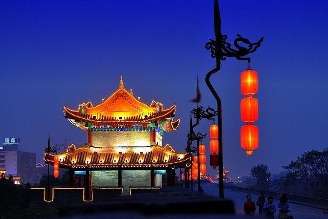4-Hour Private Xian Night Tour With Musical Fountain Show - Price and Booking