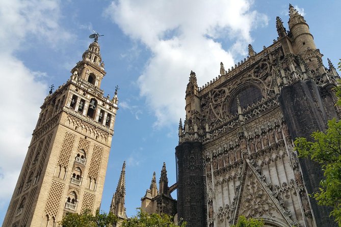 4-Hour Seville Highlights Guided Walking Tour - Start Time