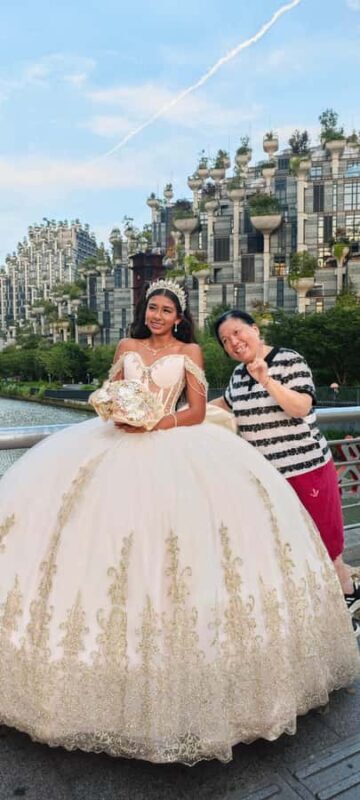 4-Hour Shanghai Highlights Photo TourExplore, Pose, Capture - The Value of This Tour