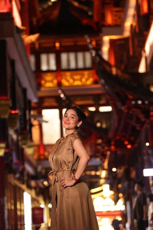 4-Hour Shanghai Highlights Photo TourExplore, Pose, Capture - What Makes This Tour Stand Out?