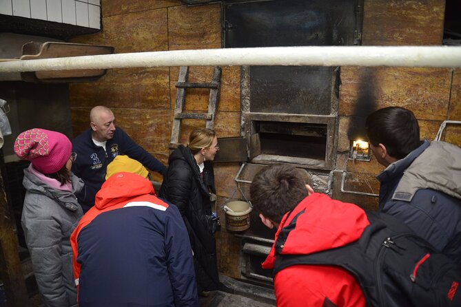4-Hour Sightseeing Walking Tour With Food Tastings and Craft Experience - Customer Reviews