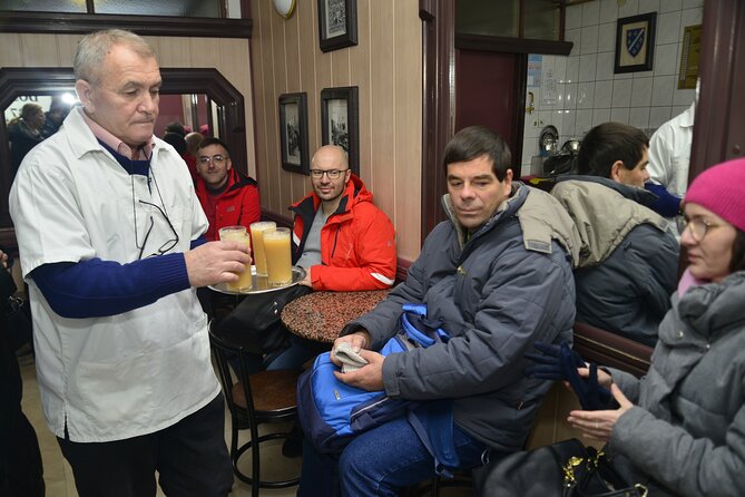 4-Hour Sightseeing Walking Tour With Food Tastings and Craft Experience - Memorable Experiences