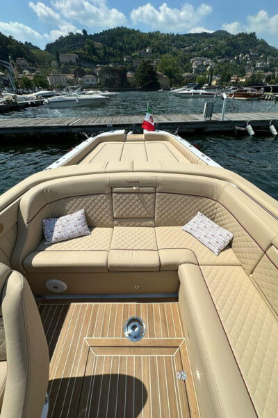 4 Hour Tour. Luxury Motorboat on Lake Como - Amenities Provided