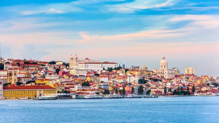 4-Hour Tour of Lisbon in Privete - Tour Duration and Availability